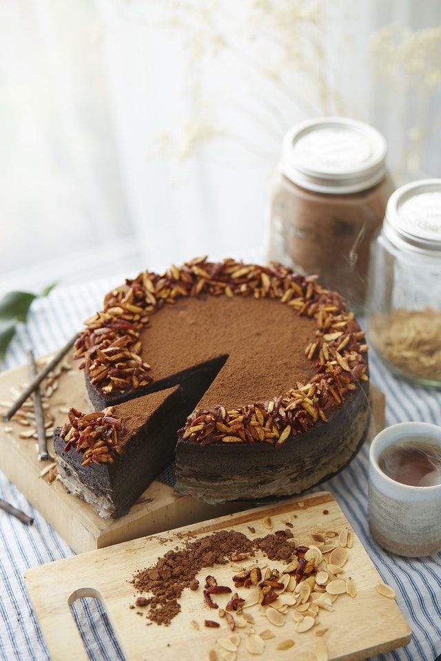 torta alla crema di cioccolato